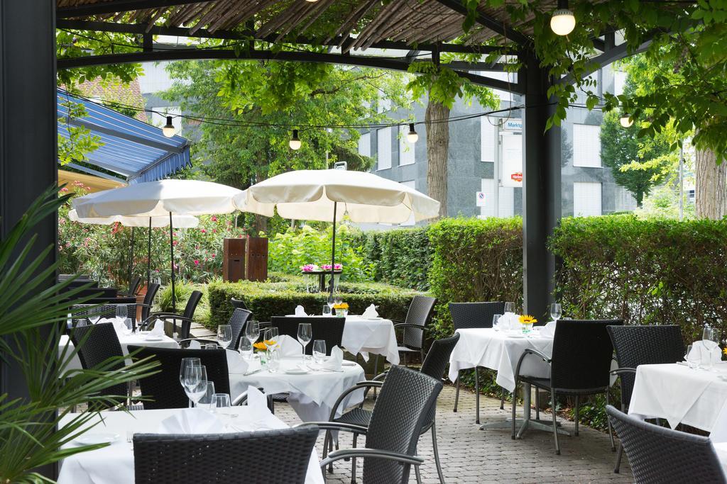 Hotel Fly Away Kloten Restauracja zdjęcie