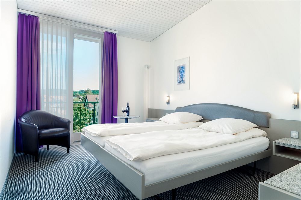 Hotel Fly Away Kloten Zewnętrze zdjęcie