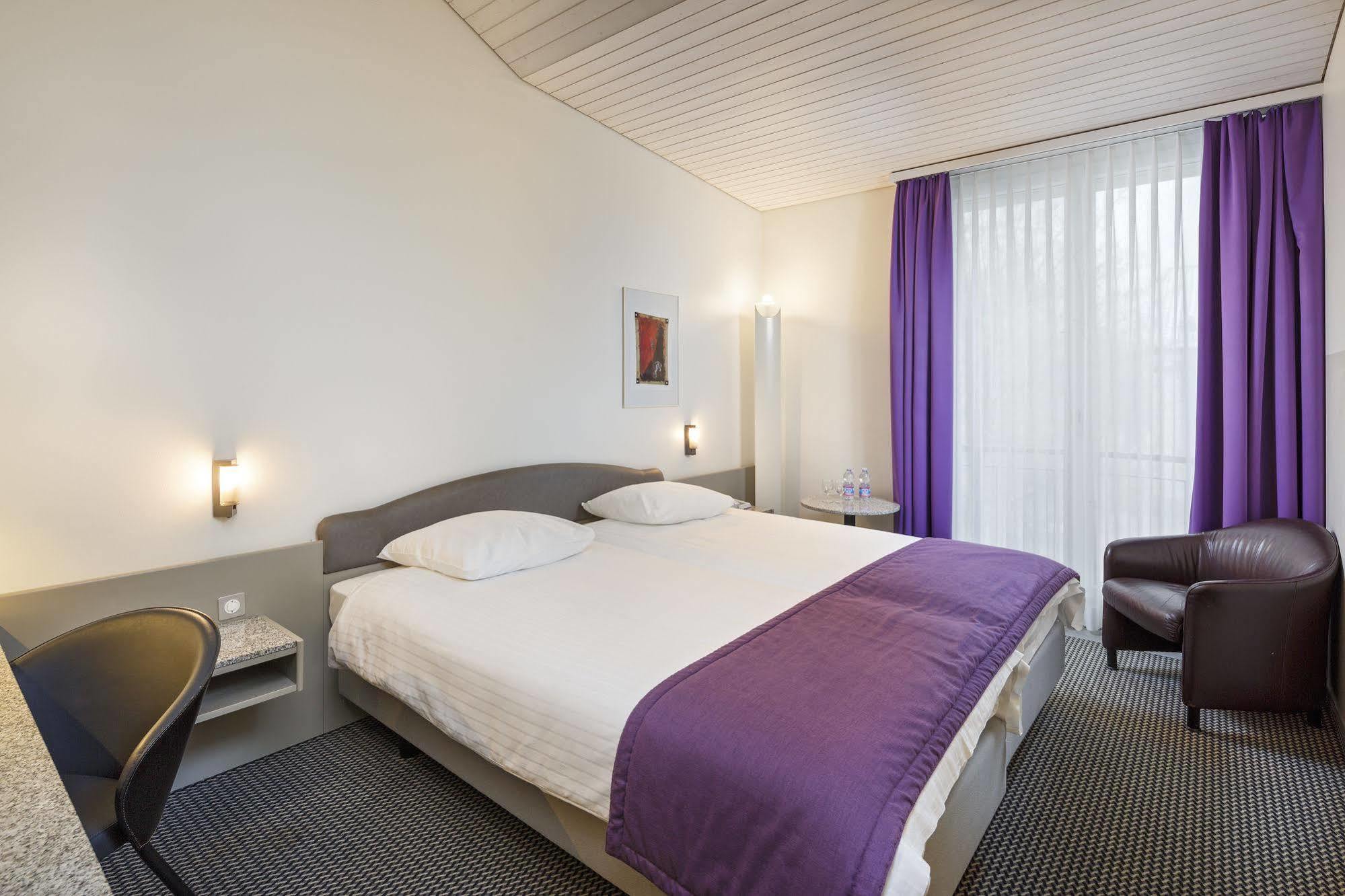 Hotel Fly Away Kloten Zewnętrze zdjęcie